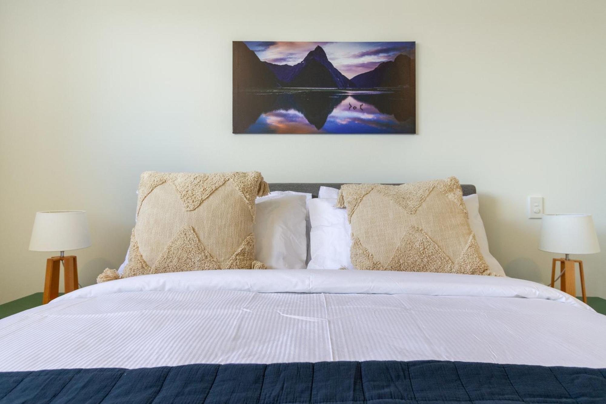 Apartament Conveniently Located 2Br Townhouse In West Akl Auckland Zewnętrze zdjęcie